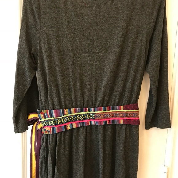 Gray tee - Picture 3 of 5